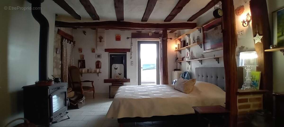 Maison à SAINT-EPAIN