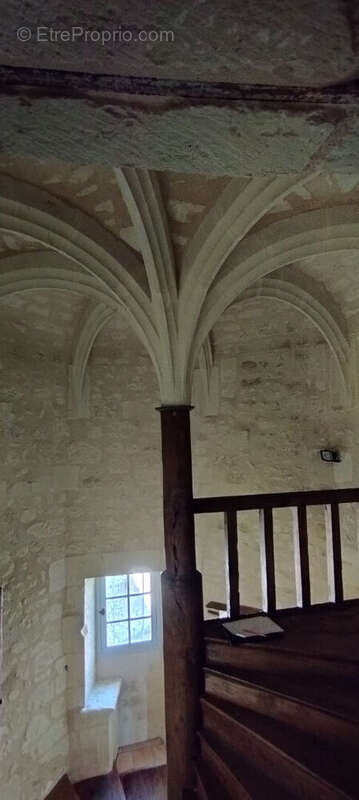 Propriété rare, destinée aux amoureux de belles demeures et de lieux de vie hors du commun ! - photo 13