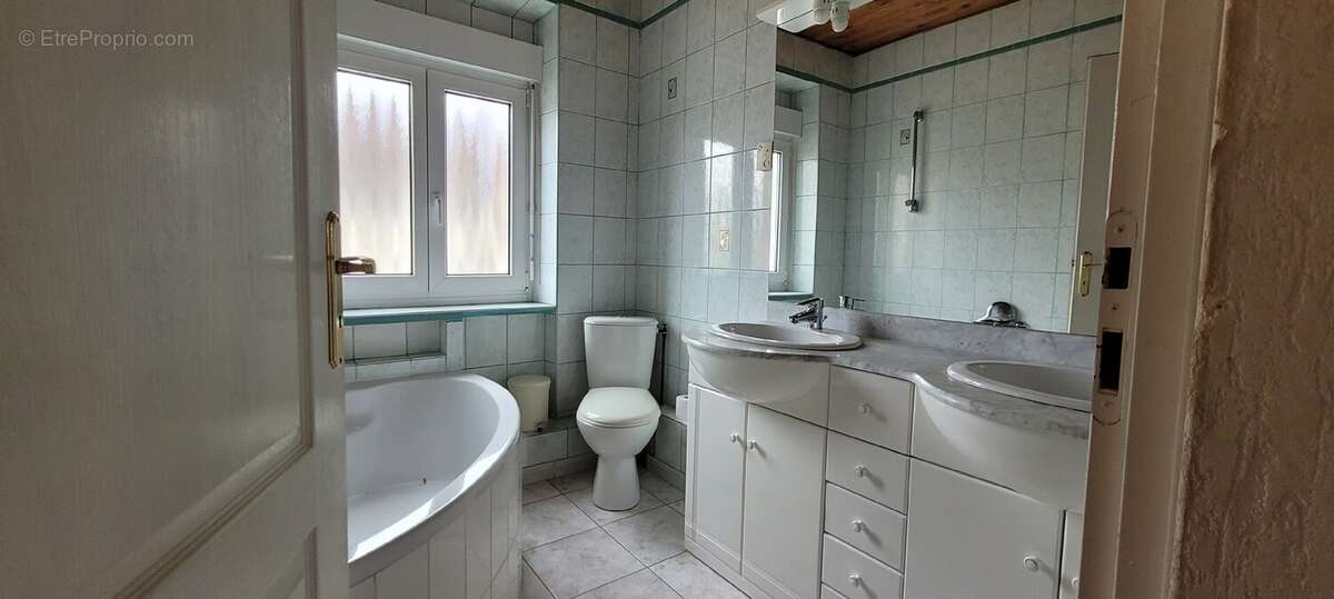 Maison à CHAMPENOUX