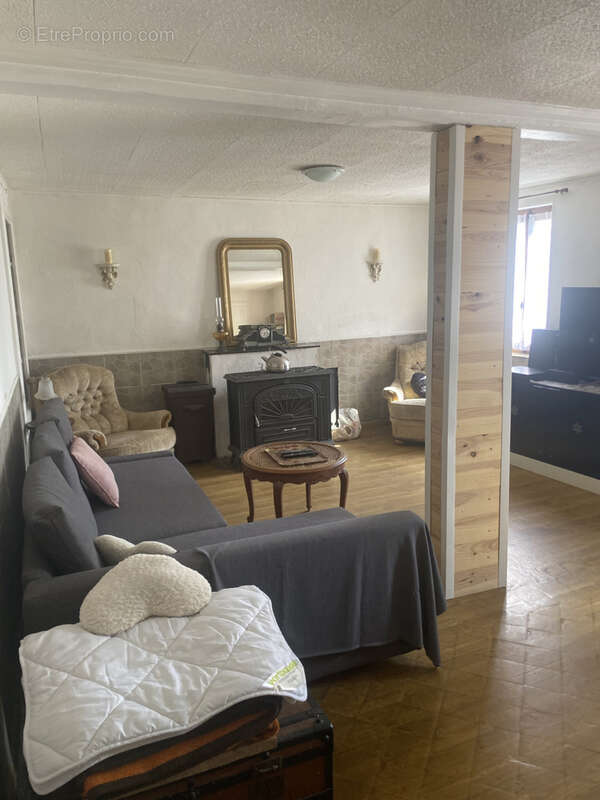 Autre à BARRAIS-BUSSOLLES