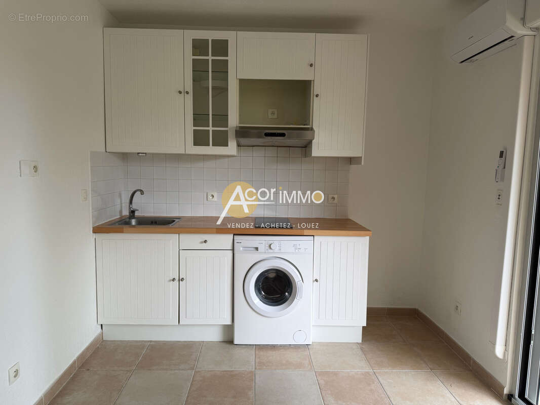 A vendre Studio Saint Mandrier, le Pin Rolland avec parking privatif et cave - photo 4