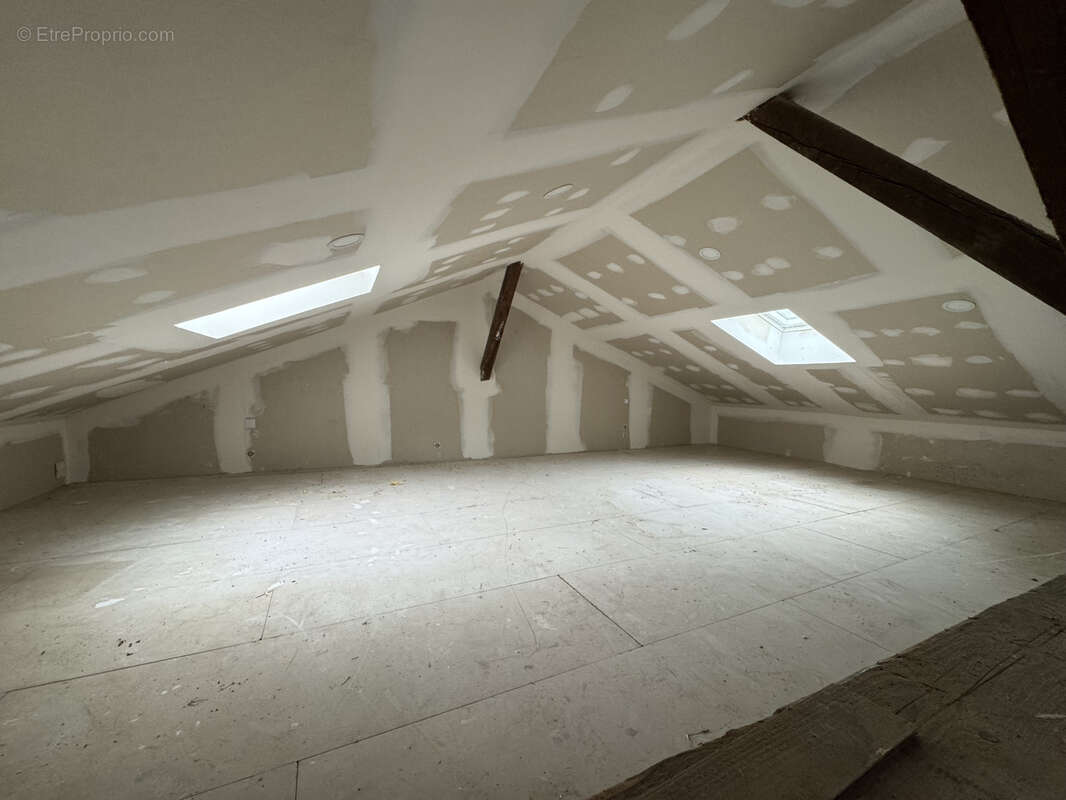 Maison 4 pièces et mezzanine en vente 139000 € à Coursan - photo 11