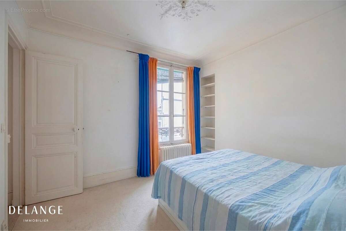 Appartement à PARIS-5E