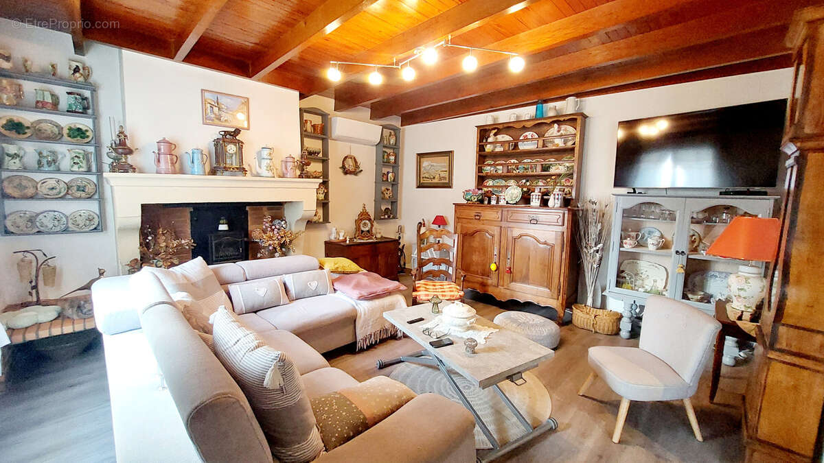 Maison à LA REOLE