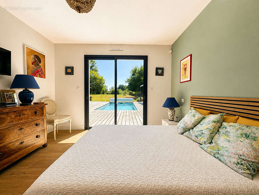 Maison 7 pièces 151m² avec piscine à Saint-Loubès - photo 5