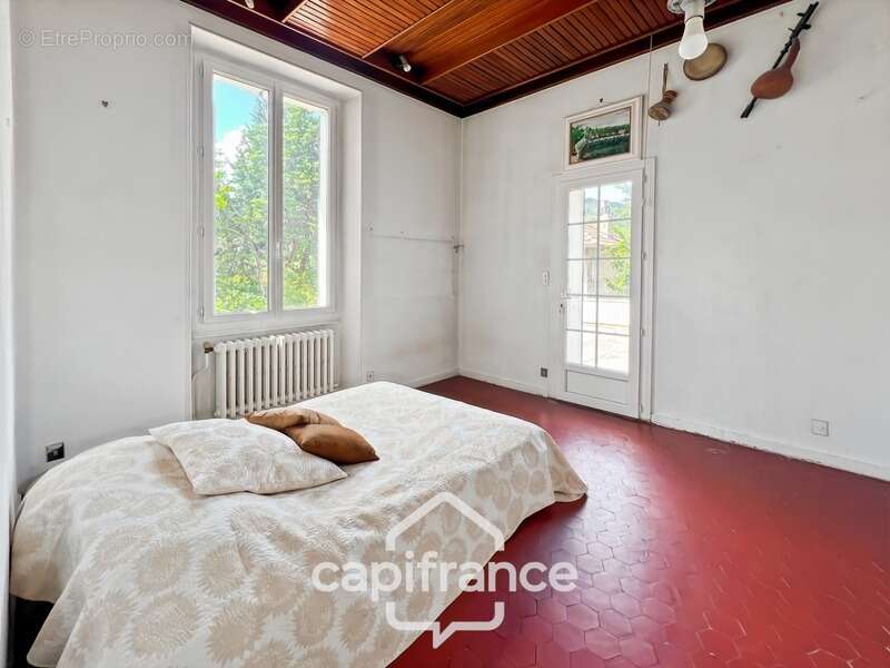 Maison à MARSEILLE-11E