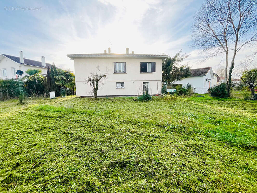 Maison à VILLENEUVE-SUR-LOT