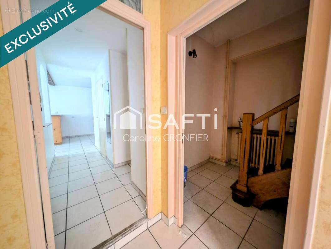 Photo 9 - Appartement à GENELARD