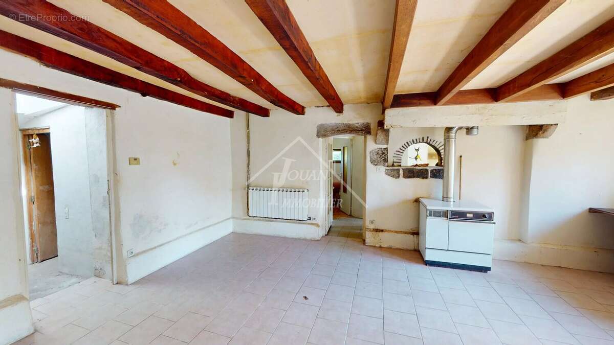 Longère 4 chambres sur 700 m² de jardin, Autry-Issard - photo 3