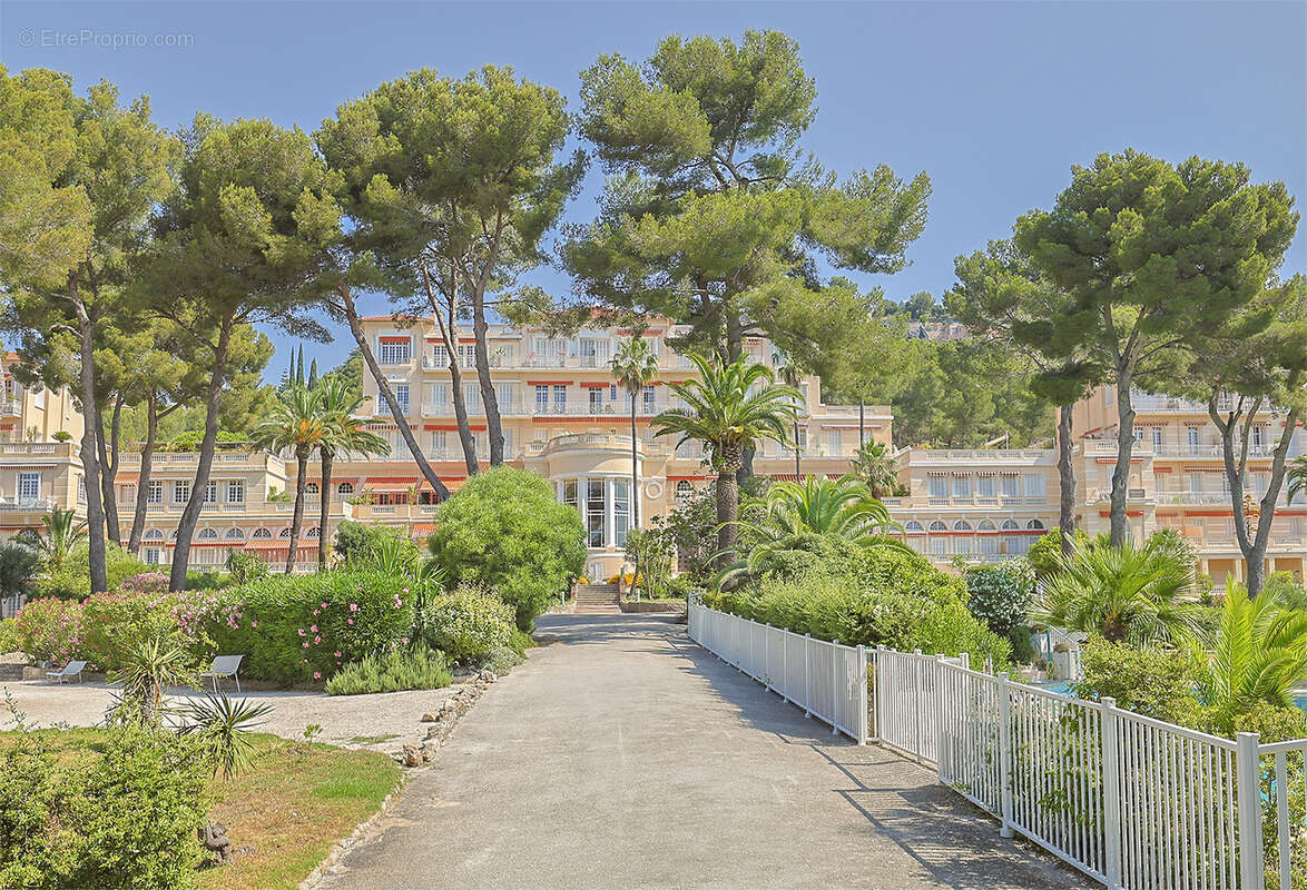 Appartement à HYERES