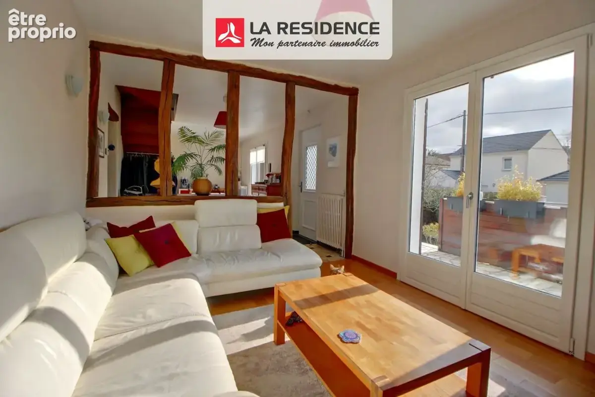 Maison 6 pièces 110 m² à vendre à Les Clayes-Sous-Bois (78340) - photo 2