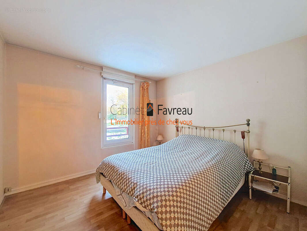 Appartement à FRESNES