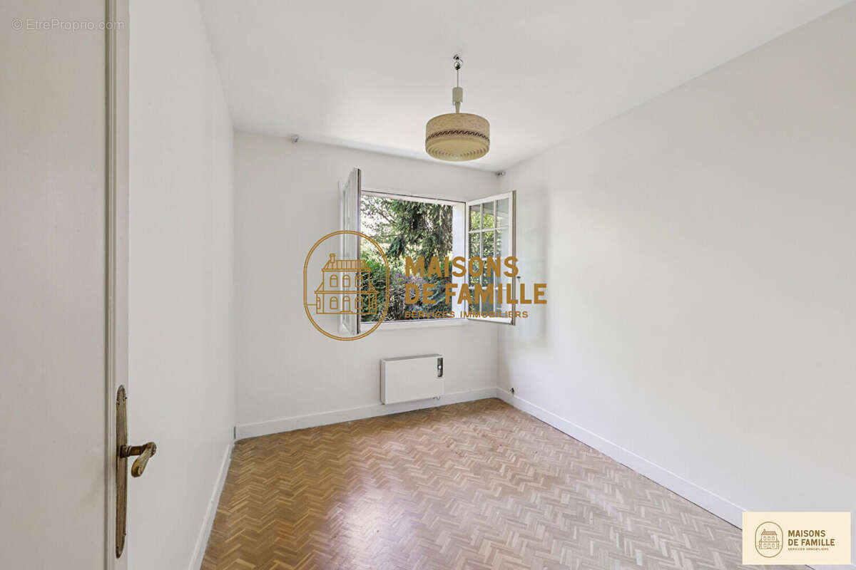 Maison à VAUCRESSON