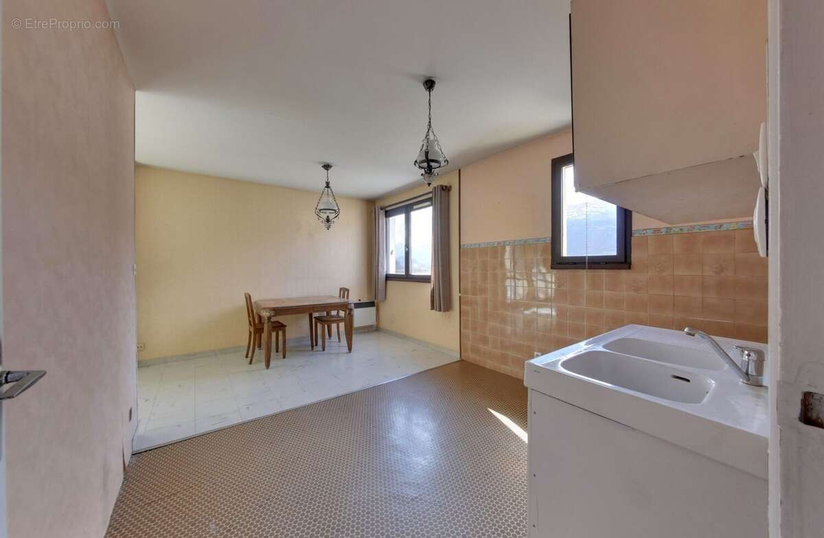 Appartement à ECHIROLLES