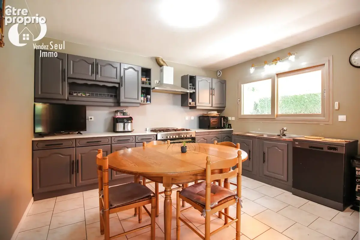 Propriété 6 pièces 197 m2 - photo 8