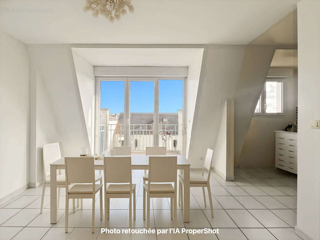 Appartement à DAMMARIE-LES-LYS