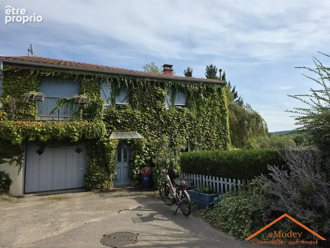 Maison à GRANDVILLERS