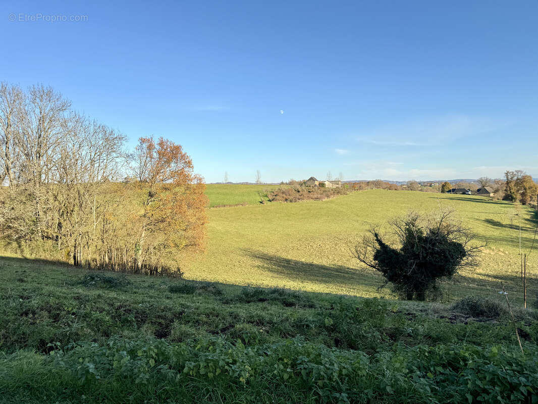 Maison à SAINT-CYR-LA-ROCHE