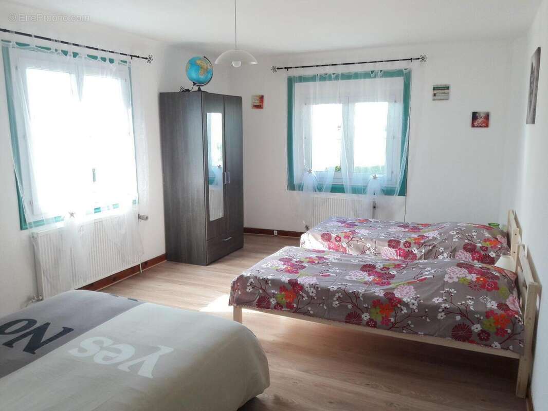 Maison à PLOUGUENAST