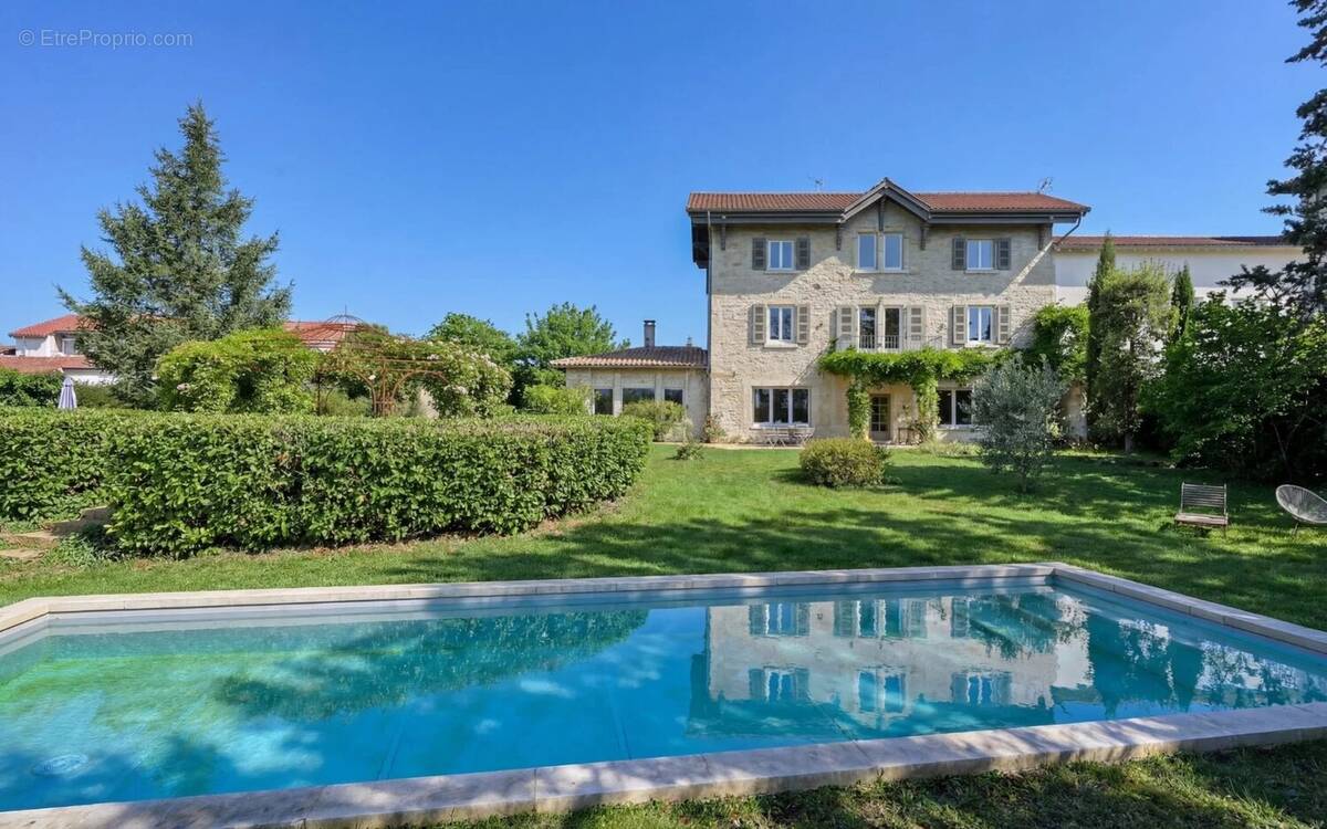 Maison à CHAZAY-D'AZERGUES