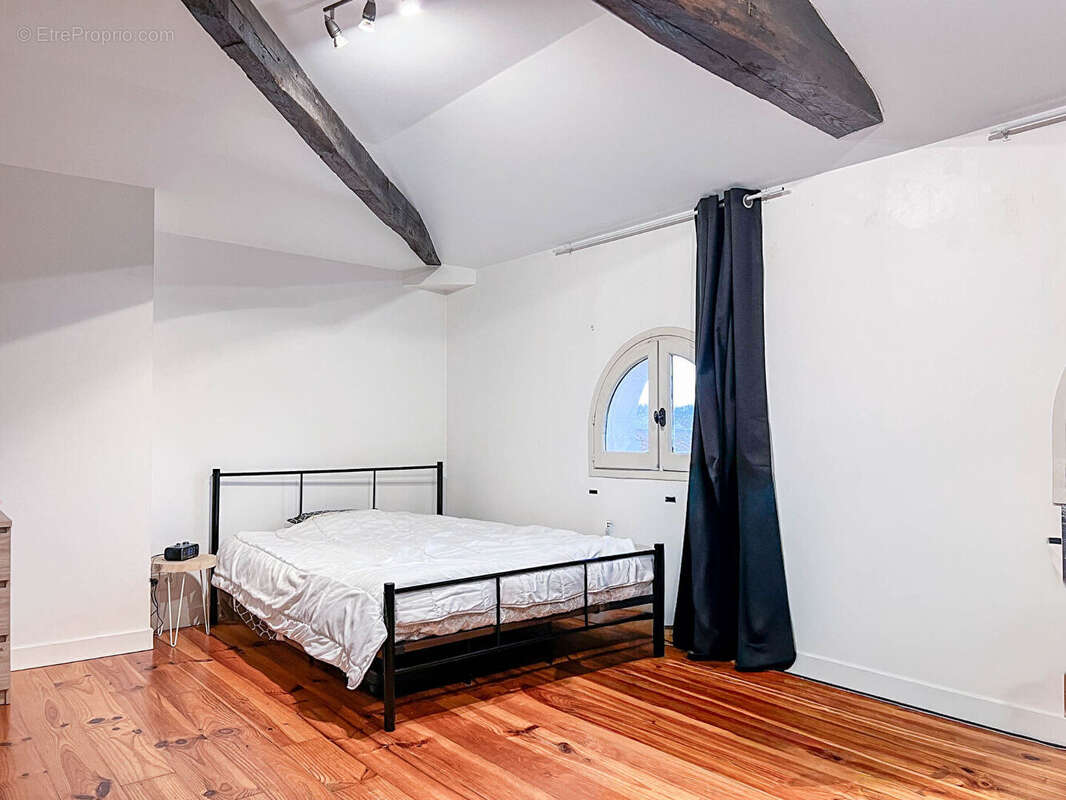 Appartement à SAINTES