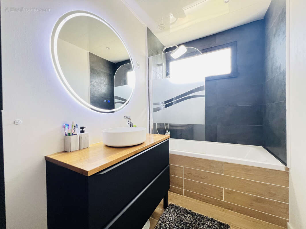 Maison à AUNAY-SOUS-AUNEAU