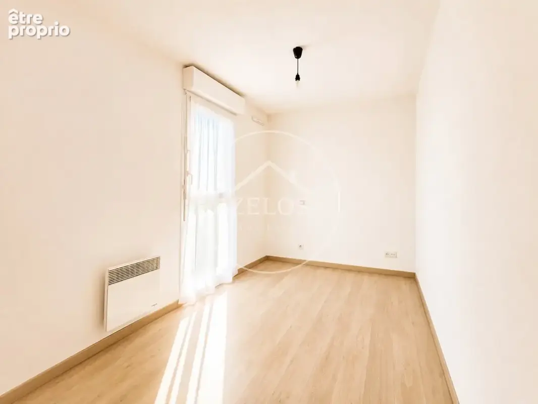 Appartement T4 - NIORT - 77.50m2 - VENDU LIBRE - photo 5