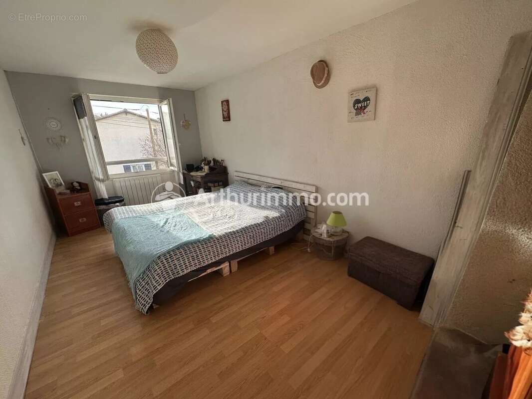 Maison à SAINT-ASTIER