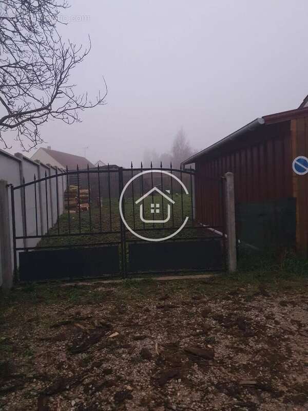 Maison à LAILLY-EN-VAL