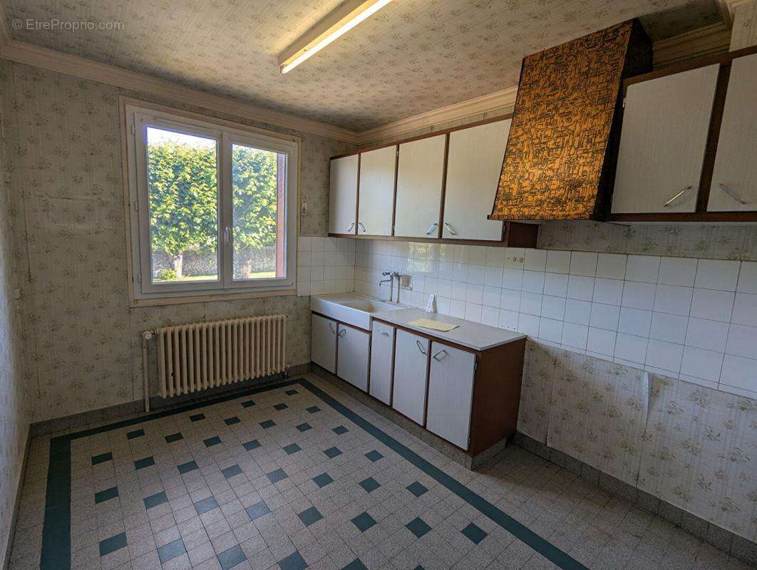 Propriété sur sous-sol total d'envrion 62m2 2 chambres parcelles 805m2 - photo 4