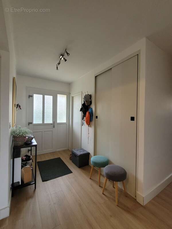 Maison à CONDAT-SUR-VIENNE