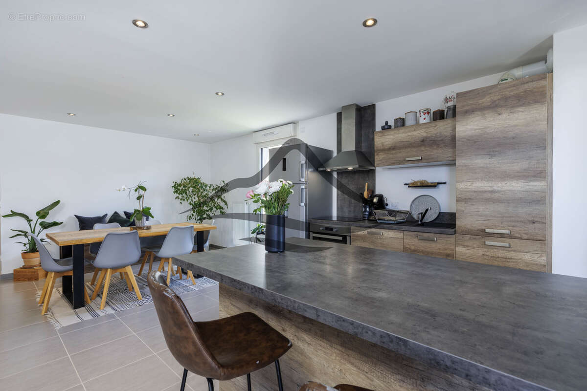 Annemasse   t3 76 m2   terrasse 14 m2   résidence 2019   dpe b - photo 18