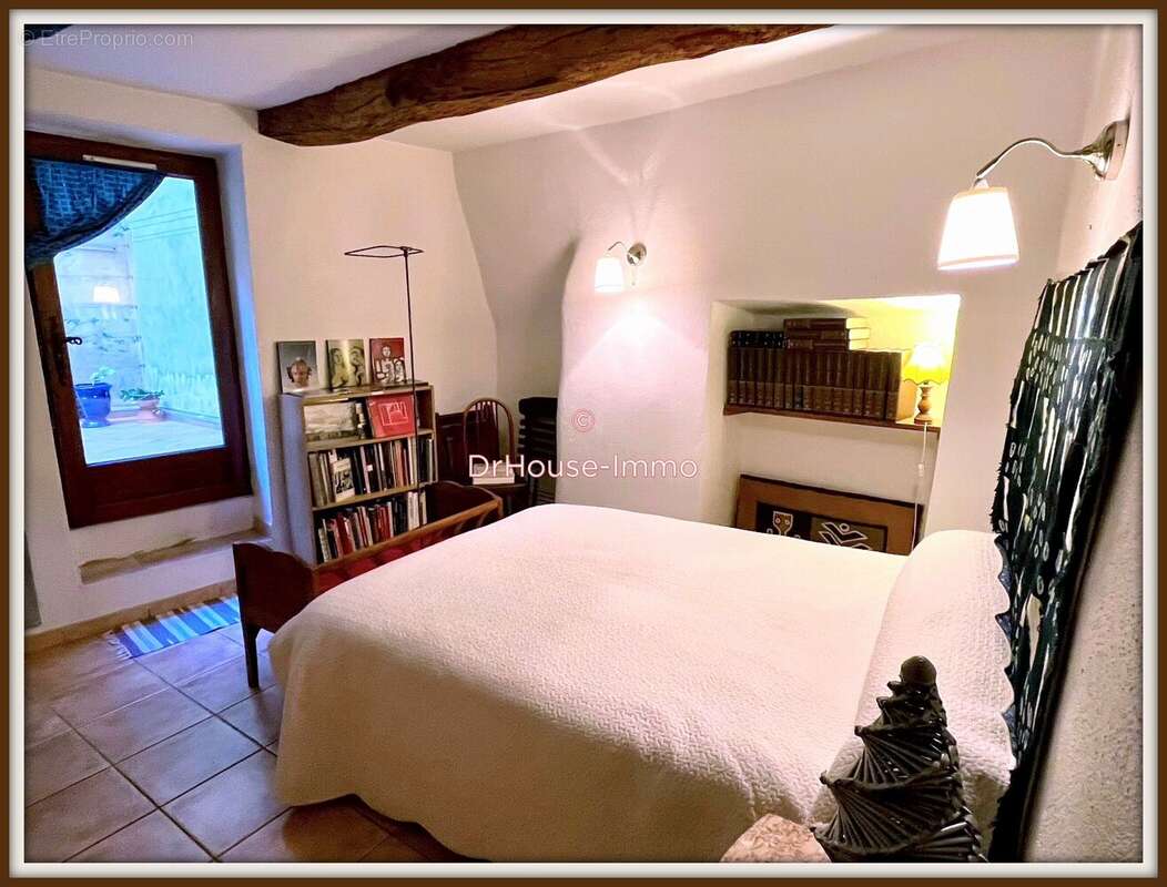 Appartement à LORGUES