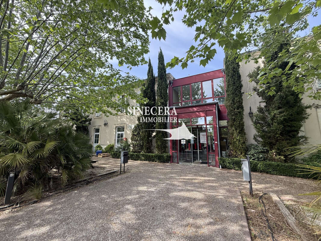 Appartement à SALLES