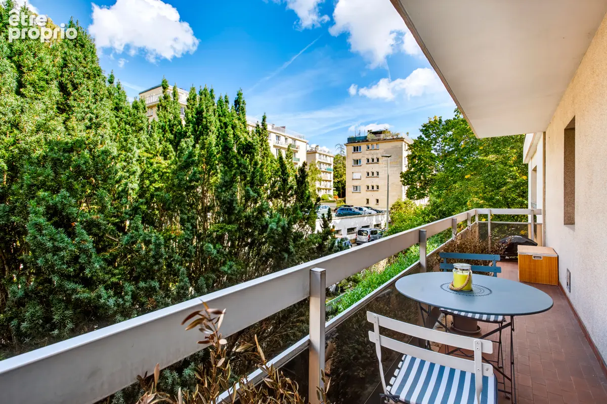 Appartement 5 pièces avec terrasse et vue dégagée - photo 10