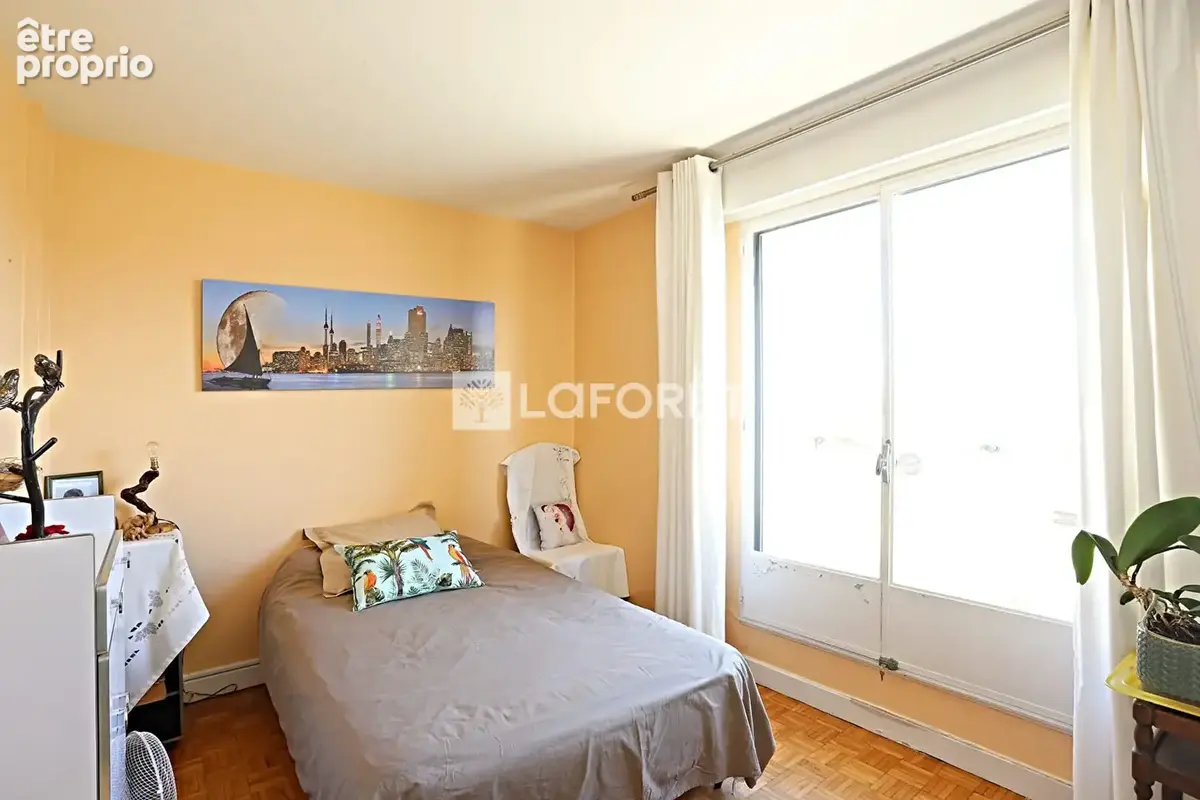 Alésia Appartement  5 pièces 87 m2 et balcon de 10,53 m² avec vues sur monuments parisiens - photo 7