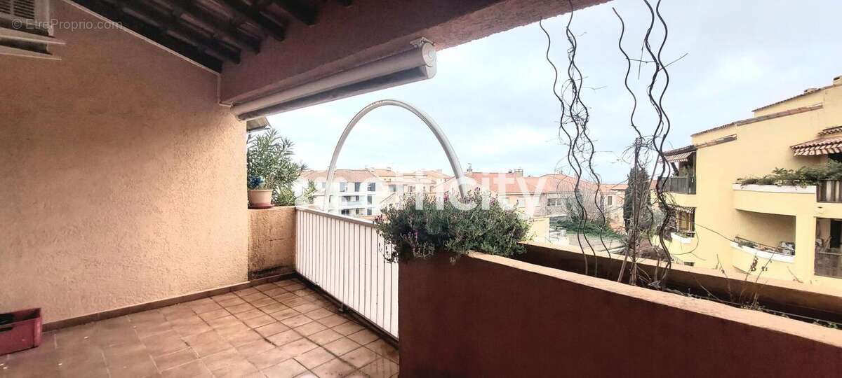 Appartement à SAUSSET-LES-PINS