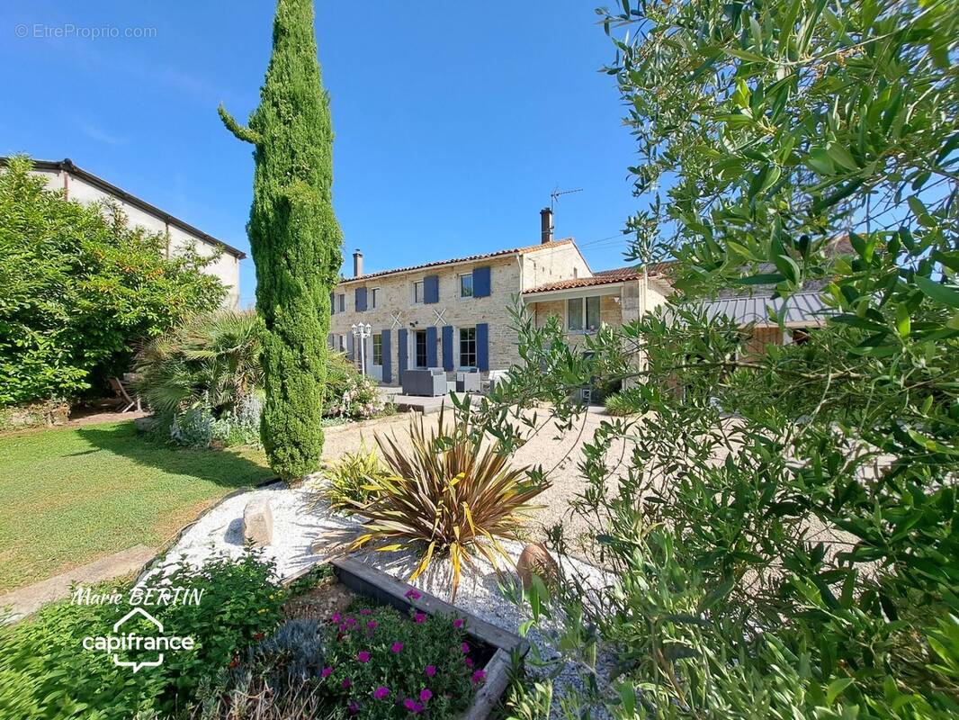 Maison à CELLES-SUR-BELLE