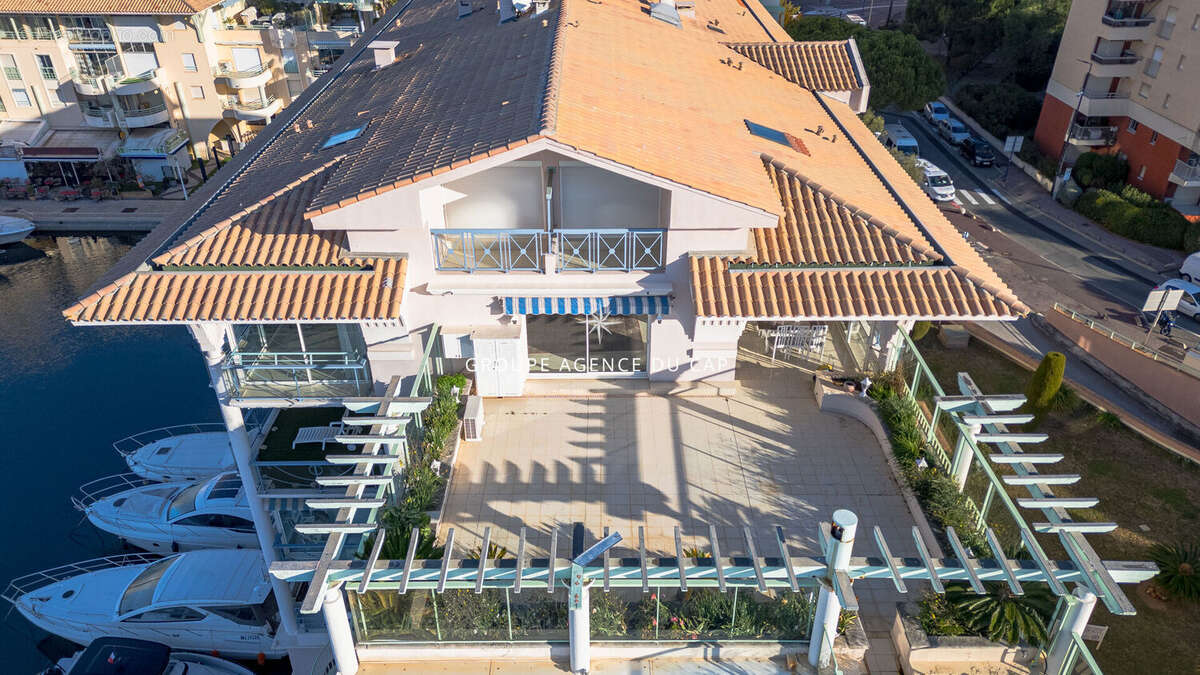 Appartement à FREJUS