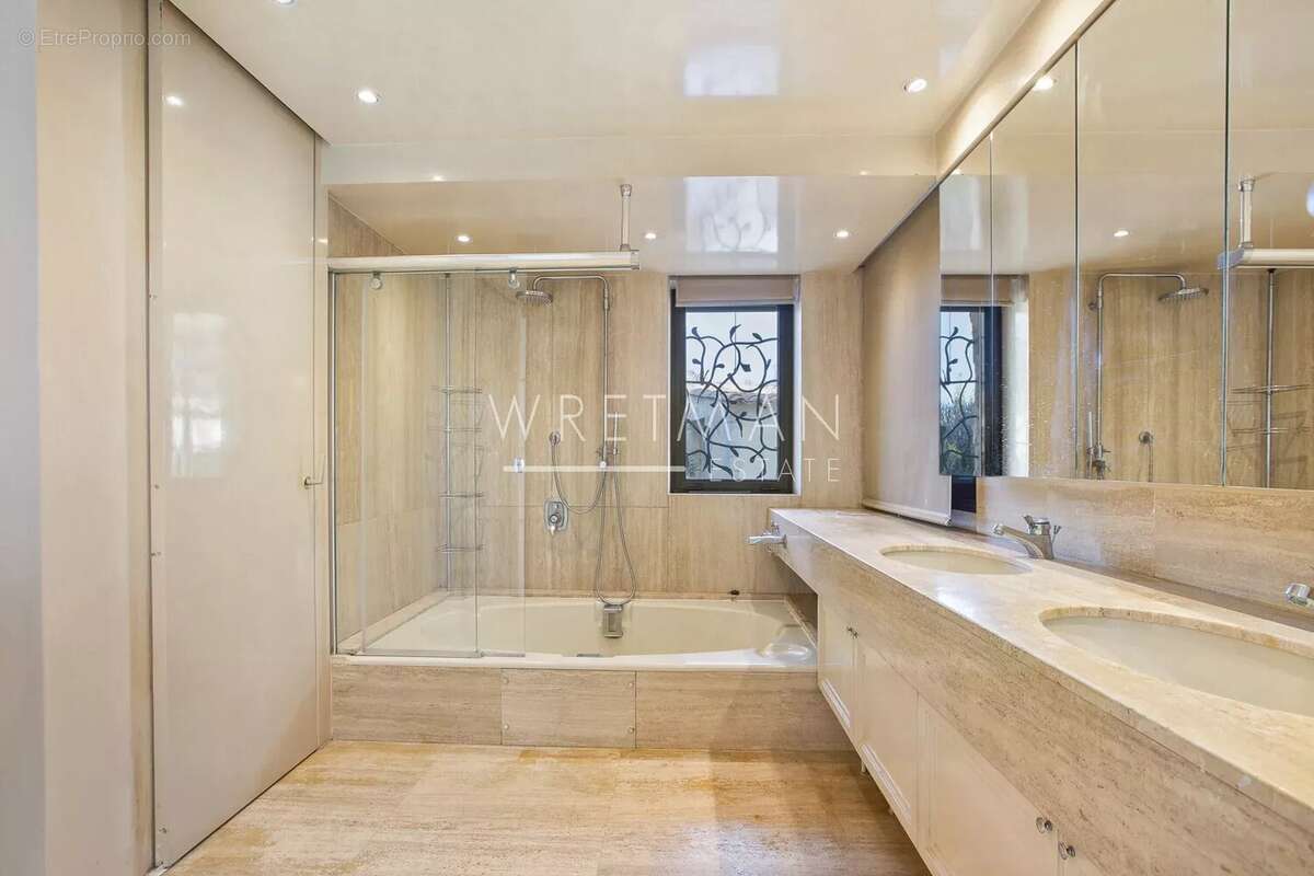 Maison à CAGNES-SUR-MER