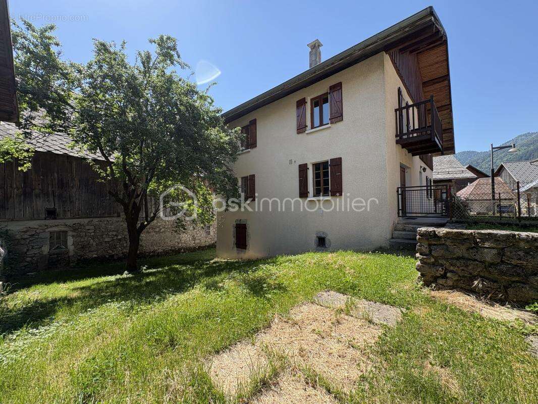 Maison à LA COMPOTE