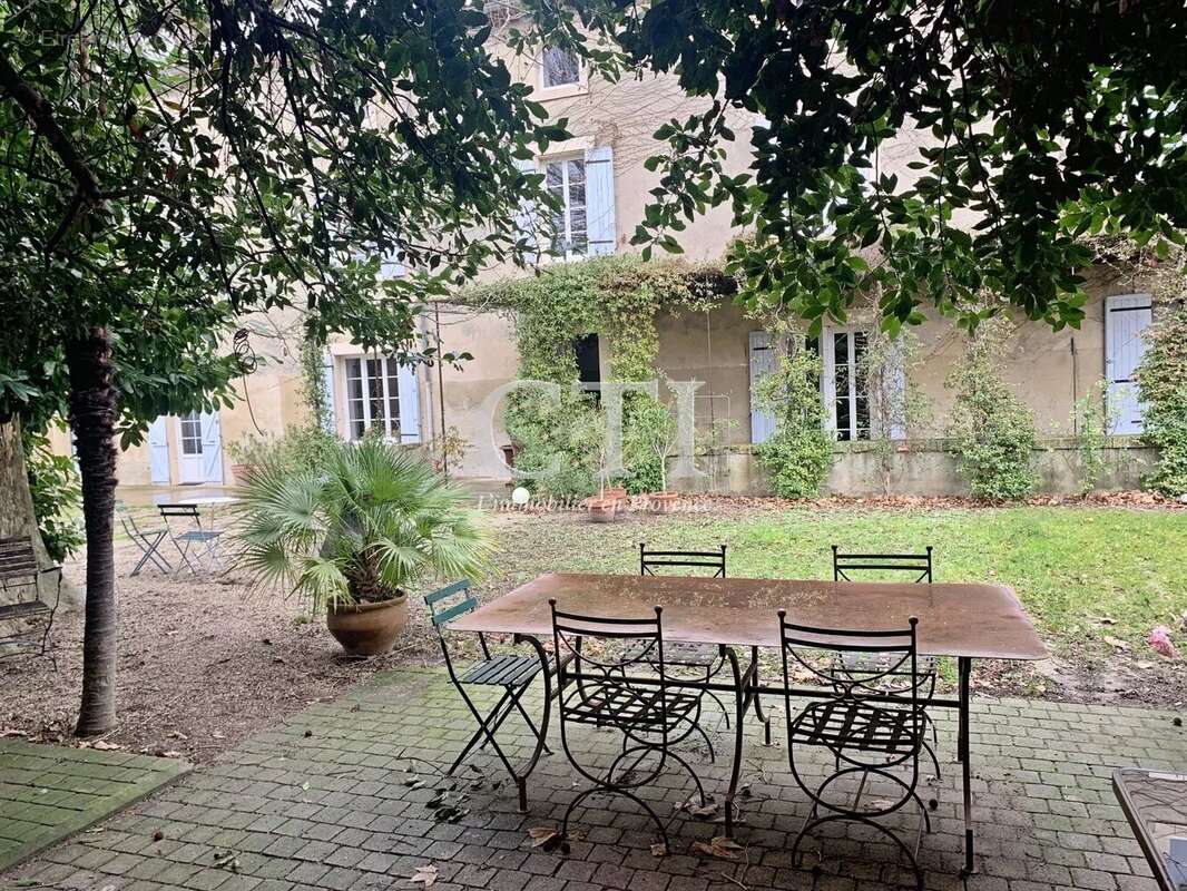 Maison à VAISON-LA-ROMAINE