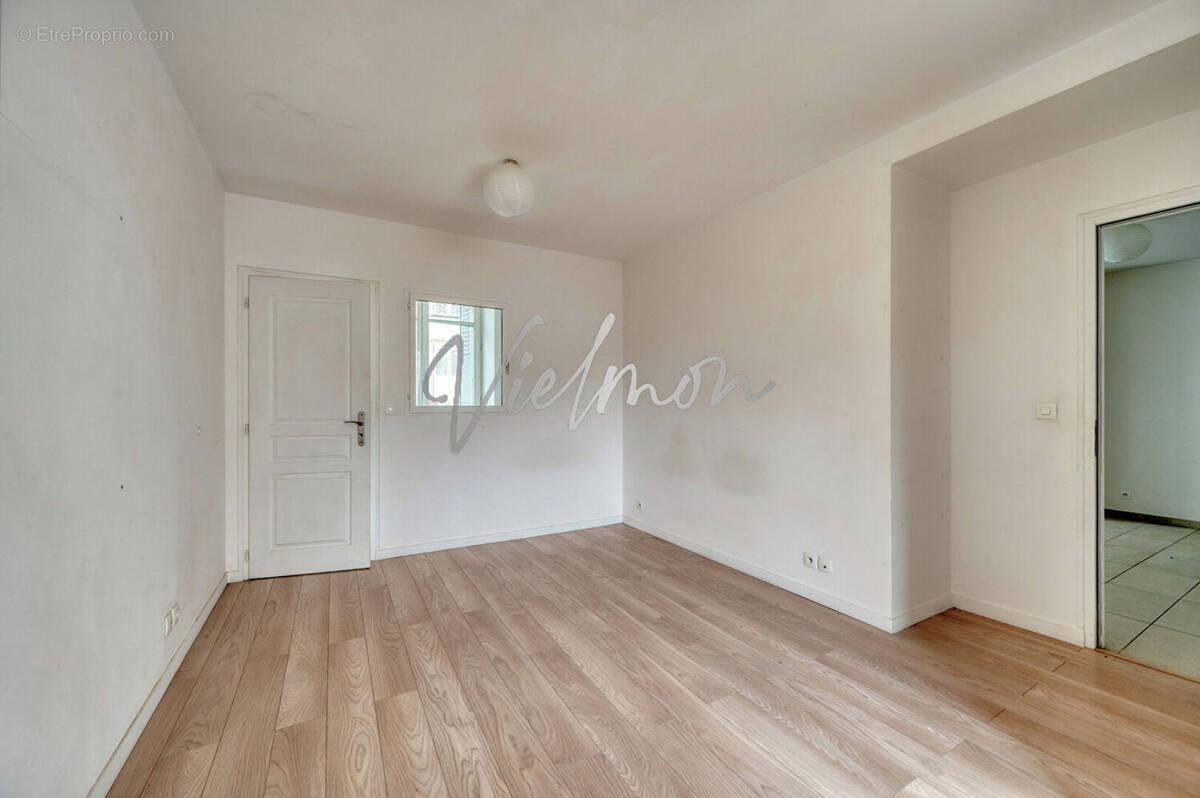 Appartement à VERSAILLES