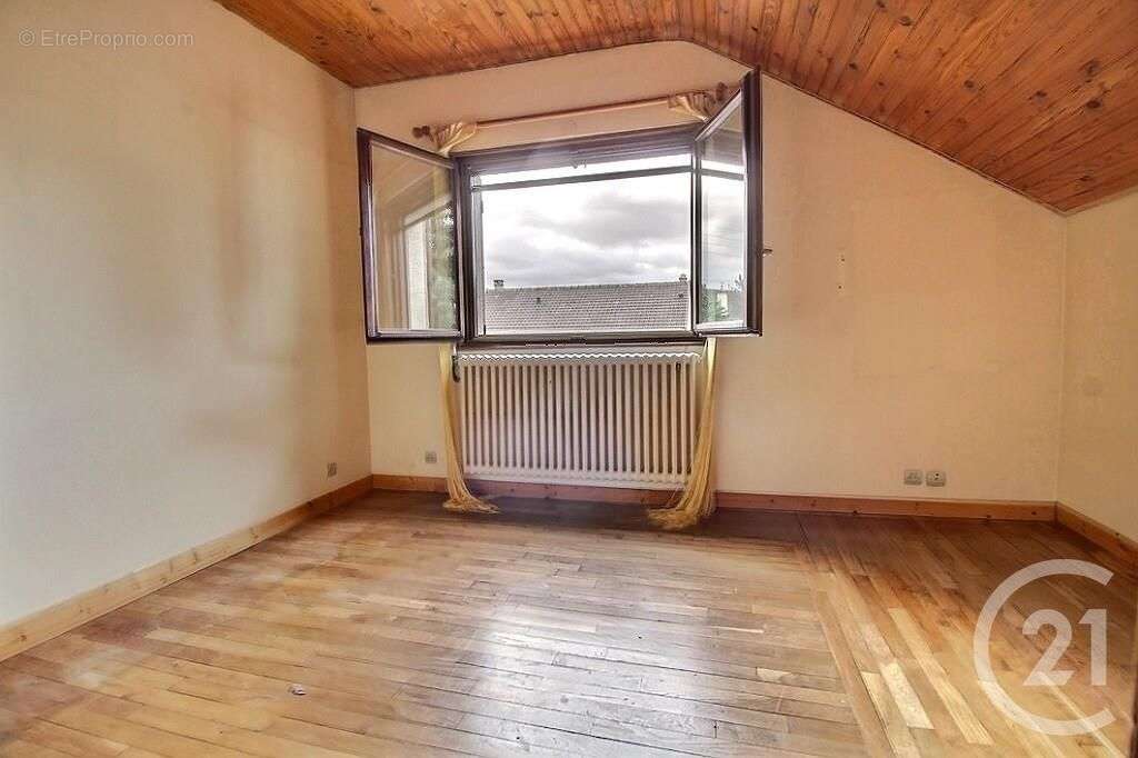 Maison à AULNAY-SOUS-BOIS