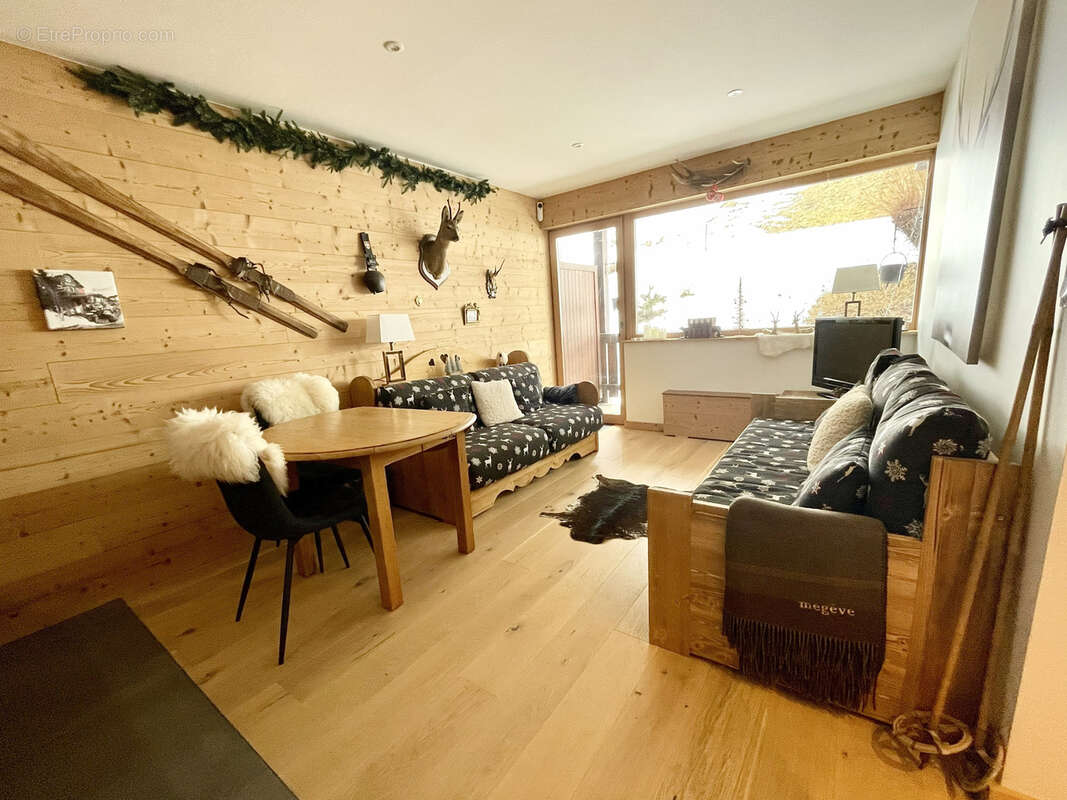 Appartement 2 pièces rénové, proche centre de Megève - photo 3