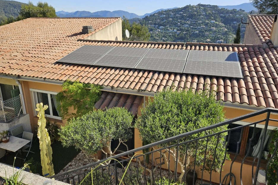 À vendre en exclusivité - Maison lumineuse 3P + 2 pièces avec terrasses, jardin, vue dégagée sur Drap et stationnement - photo 2