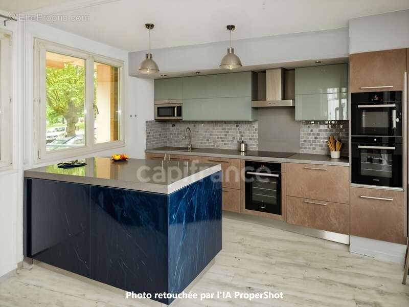 Appartement à CHENOVE