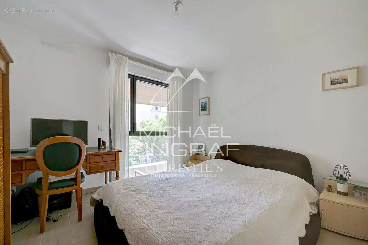 Appartement à MARSEILLE-7E