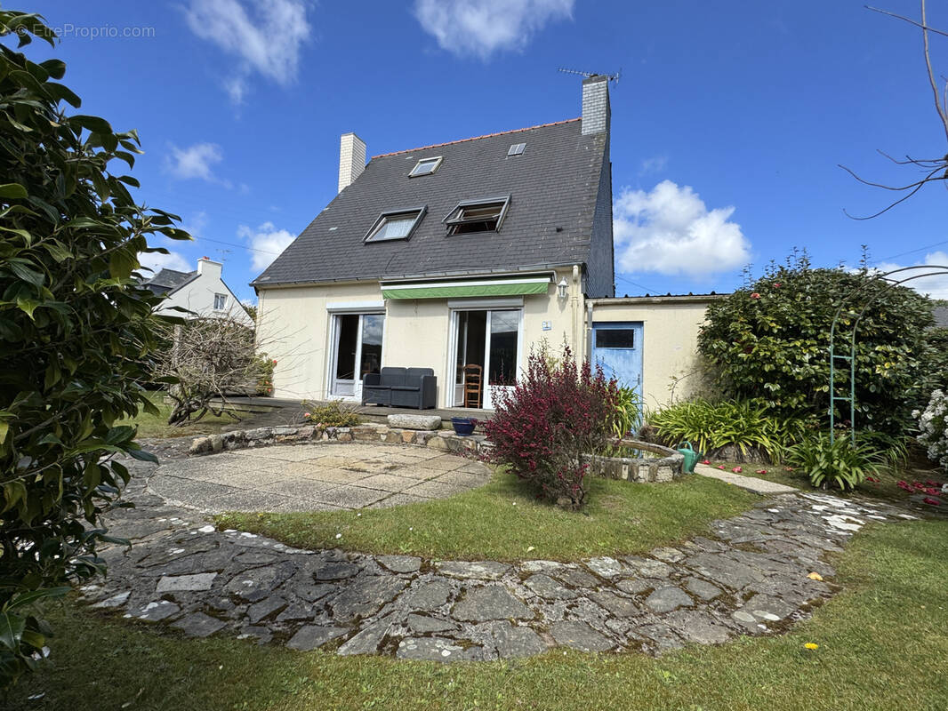 Maison à LEZARDRIEUX