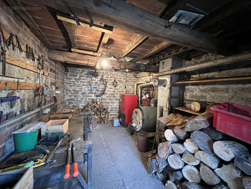 Maison à VIC-DES-PRES